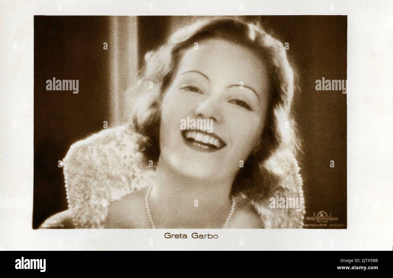 Deutsche Postkarte vom Ross Verlag. 1930-1931. Werbefoto. Greta Garbo in Love (Edmund Goulding, 1927). Stockfoto