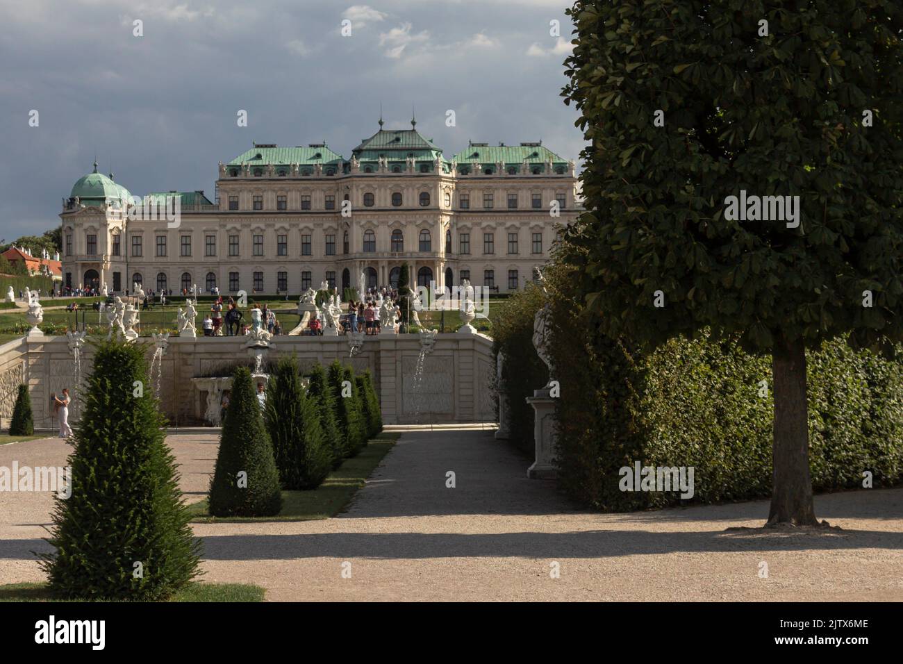 WIEN, ÖSTERREICH - 14. August 2019: Schloss Belvedere in Wien, Österreich. Der Palast wurde im 18.. Jahrhundert als Sommerresidenz von Prince erbaut Stockfoto