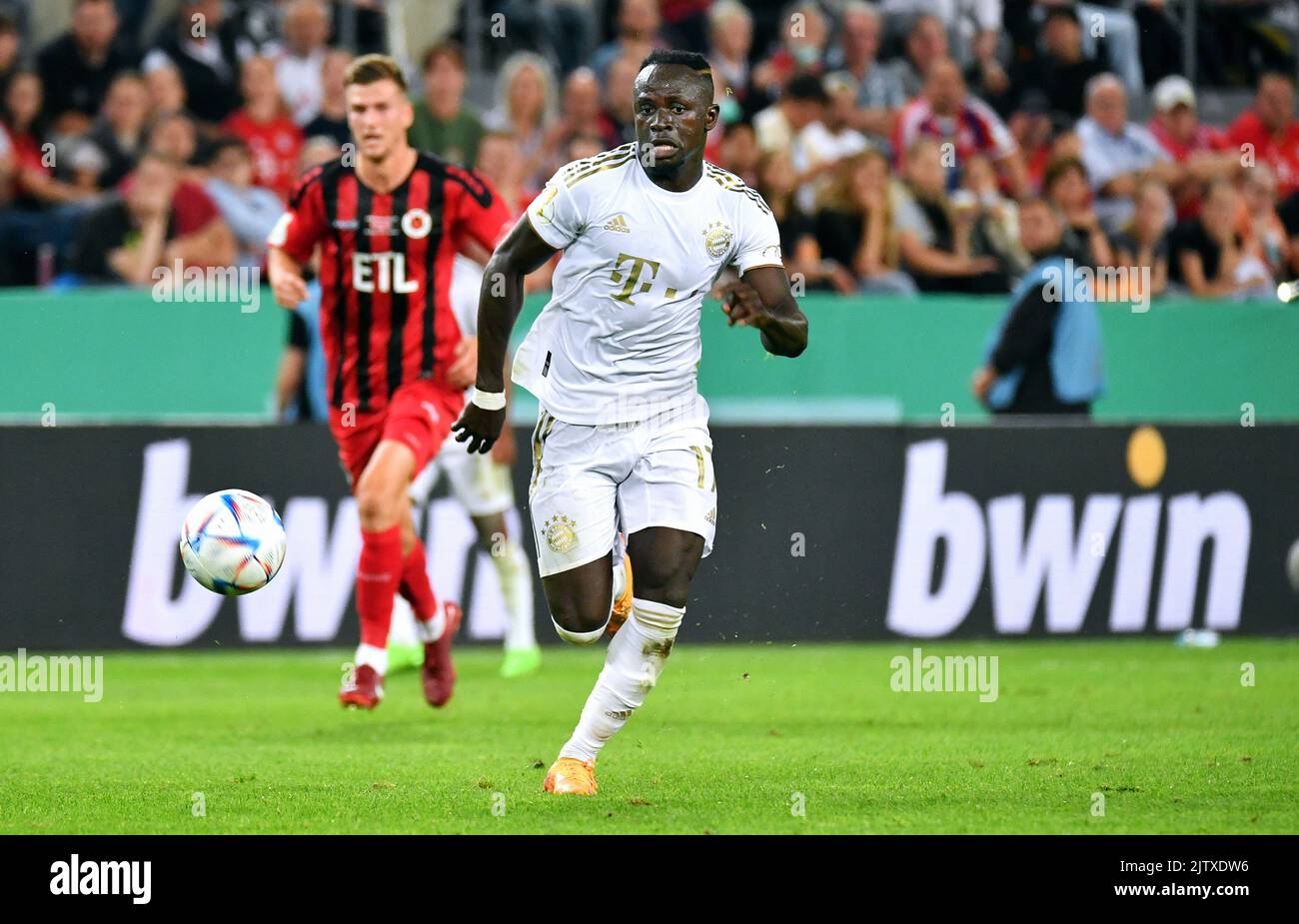 DFB Cup, 1. Runde, Rhein Energie Stadion Köln; Viktoria Köln - FC Bayern München; Sadio Mané Stockfoto