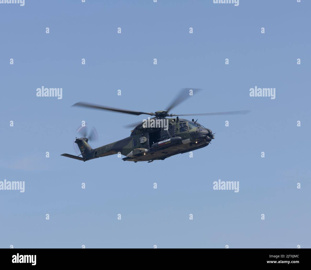 NHIndustries NH90 Multi-Rolle-Hubschrauber zeigt bei der 2022 Royal International Ait Tattoo Stockfoto