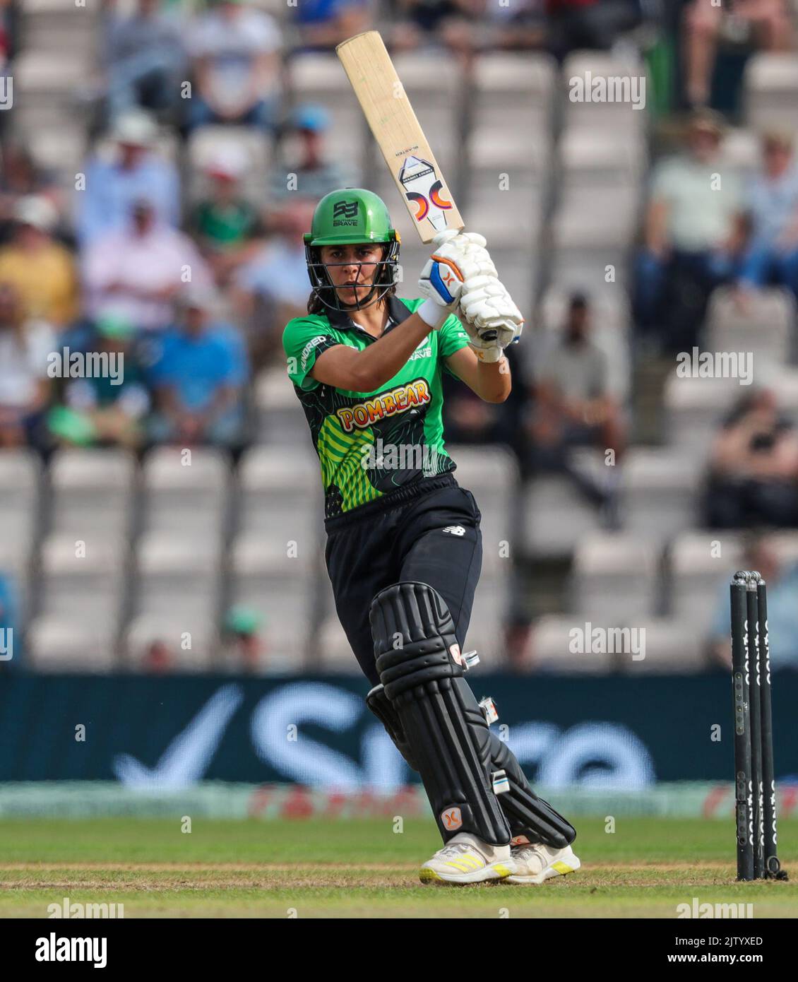 Maia Bouchier von Southern Brave während des 100-Matches Southern Brave gegen Trent Rockets Women beim Ageas Bowl, Southampton, Großbritannien, 2.. September 2022 (Foto von Ben Whitley/News Images) Stockfoto