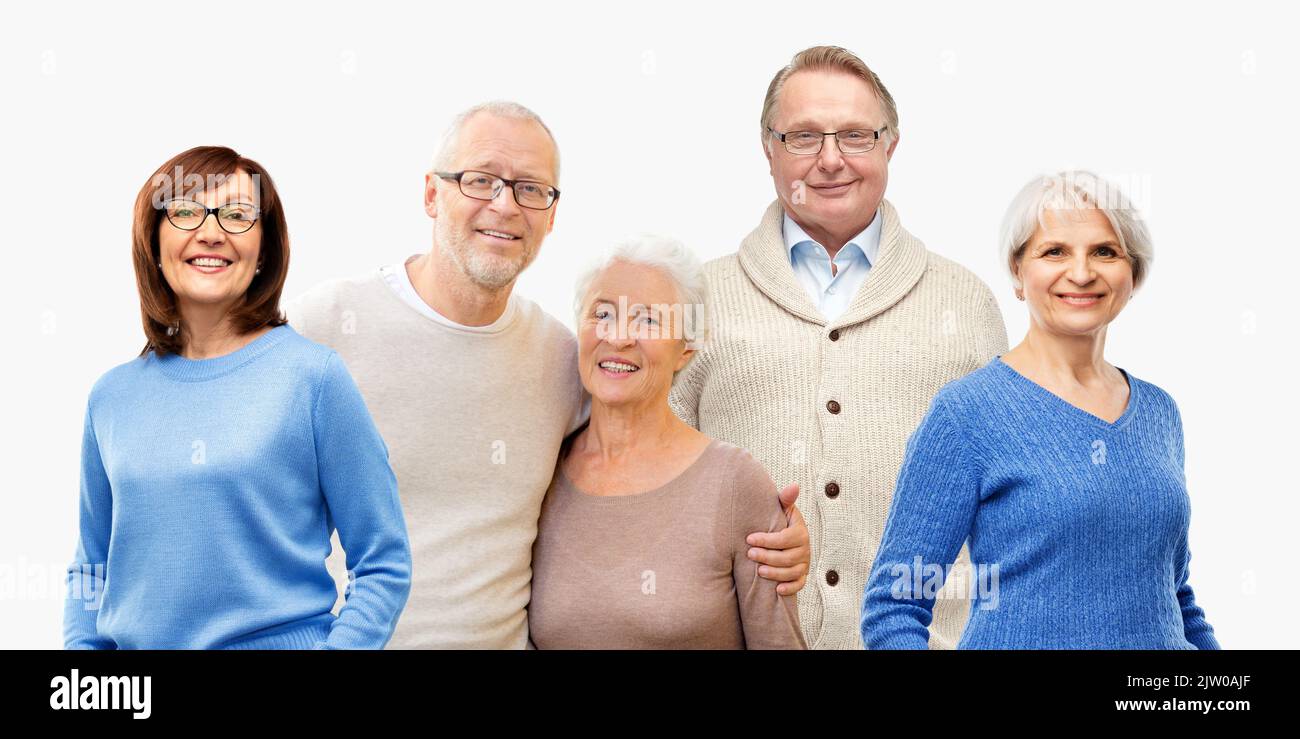 Gruppe von glücklich lächelnden älteren Männern und Frauen Stockfoto