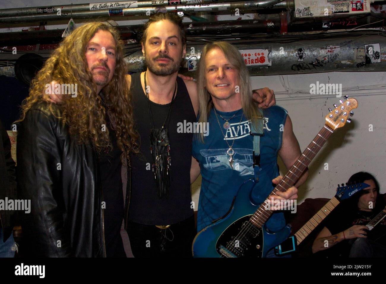 Michael Lee Firkins, Richie Kotzen und Steve Morse beim Jason Becker Benefit in San Francisco, Kalifornien 2013. Quelle: Ross Pelton/MediaPunch Stockfoto