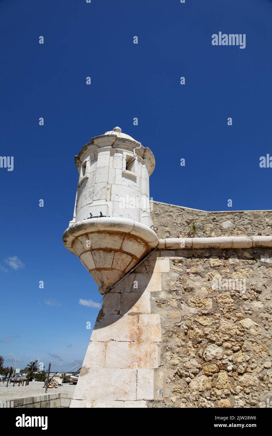 Einer der Türme des Forte da Bandeira, Lagos, Portugal Stockfoto