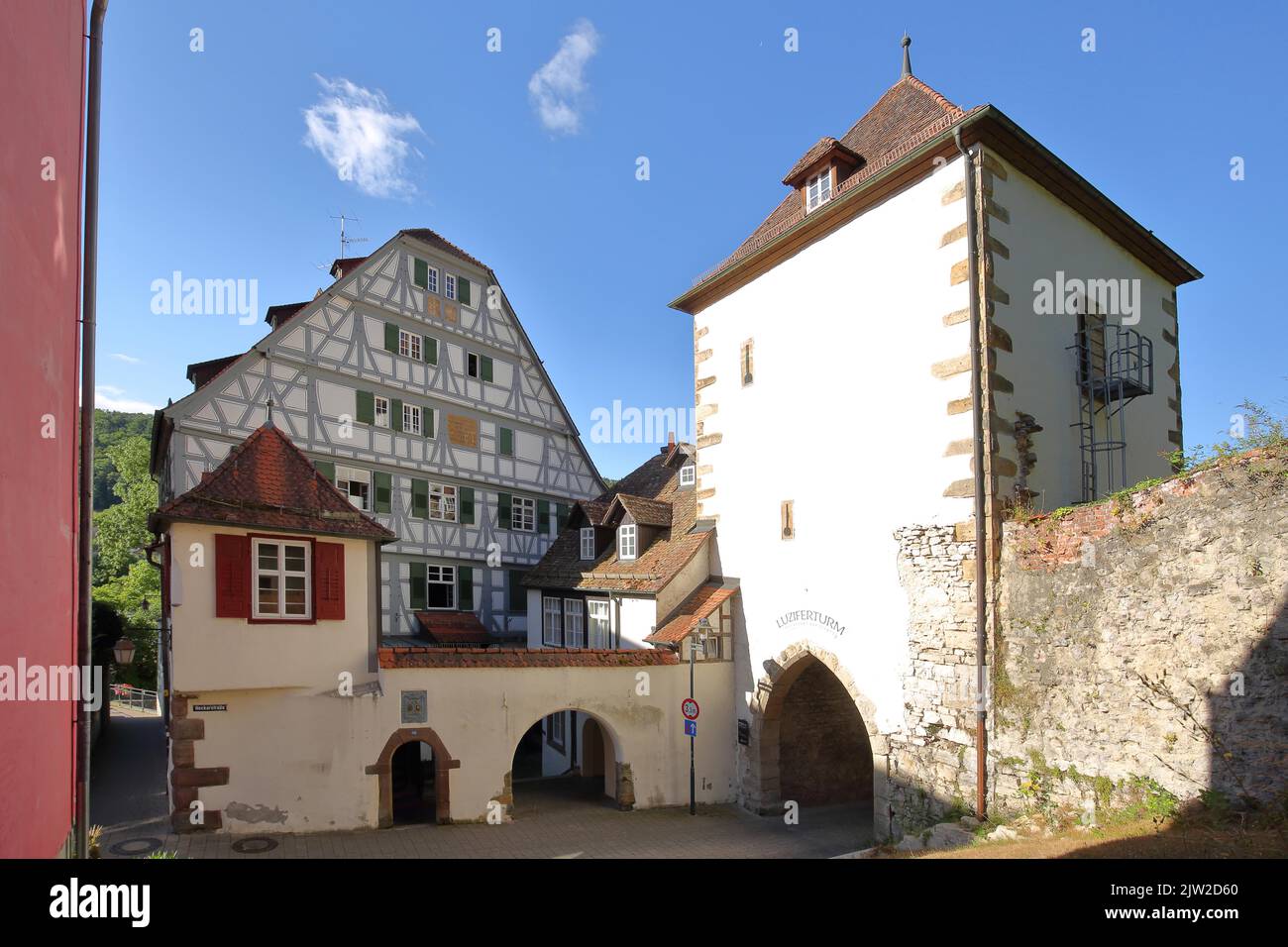 Fachwerkhaus Stubensches Schloesschen aus dem Jahr 1519 und Luziferturm in Horb am Neckar, Neckartal, Nordschwarzwald, Schwarzwald Stockfoto