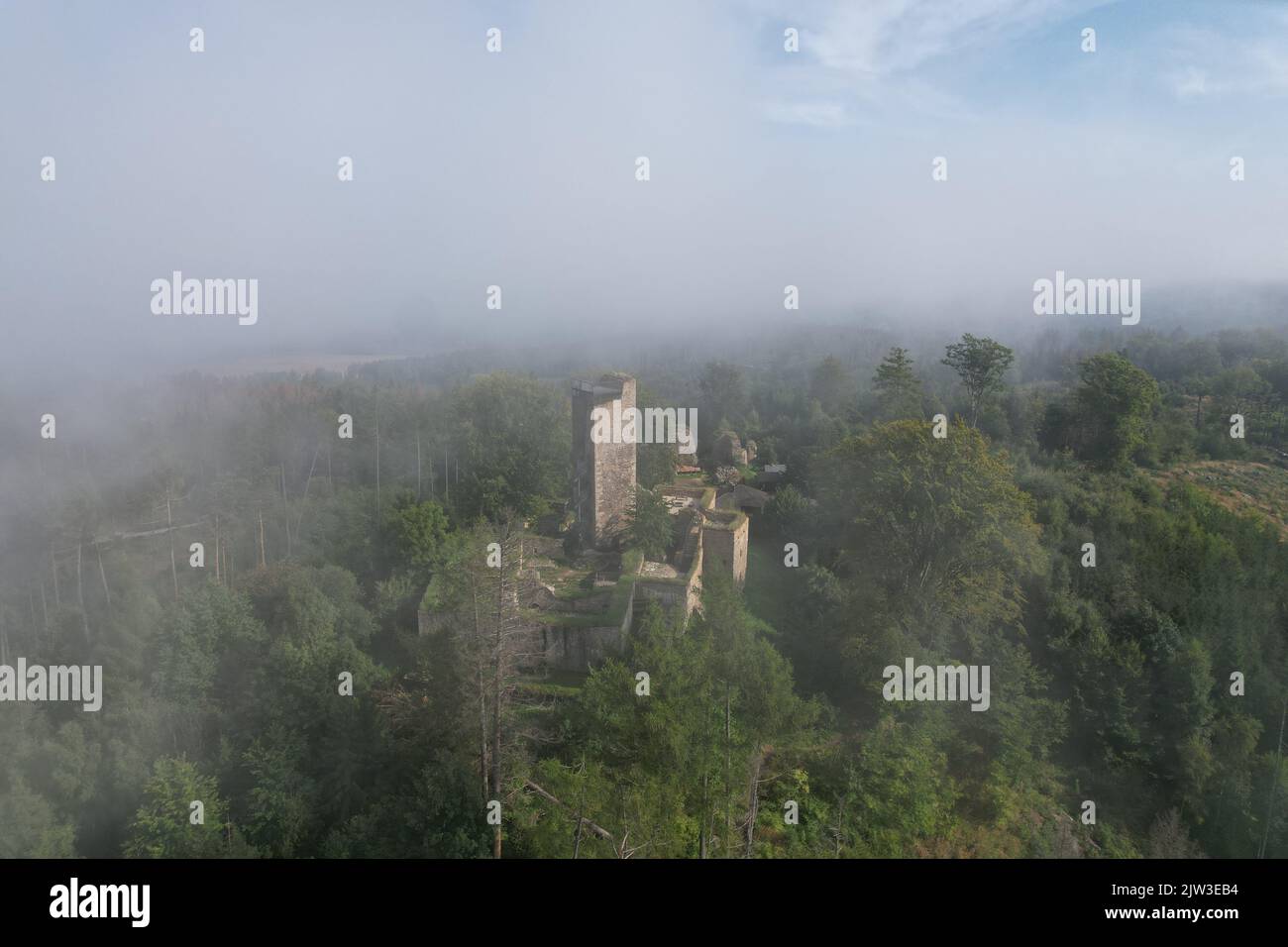 Historische alte Burg Orlík von Humpolec Vysocina Tschechische republik Panoramablick aus der Vogelperspektive Stockfoto