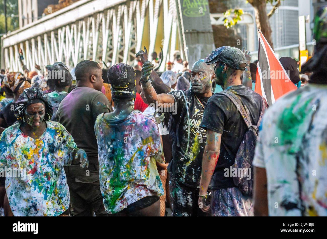 NOTTING HILL, LONDON, ENGLAND 28. August 2022 Teilnehmer der J'Ouvert