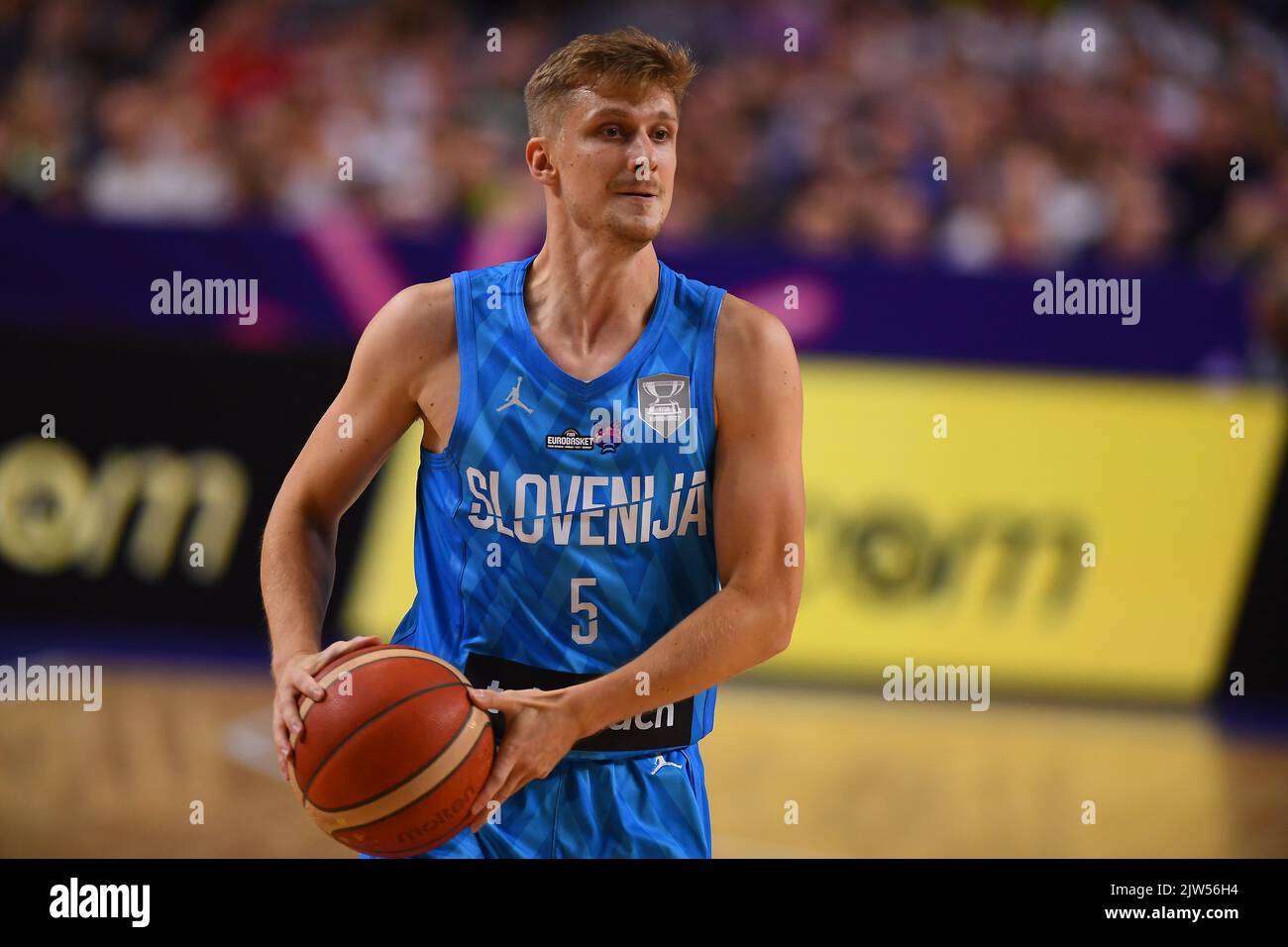 KÖLN, 1. SEPTEMBER 2022 Luka Rupnik. Das Basketballspiel von