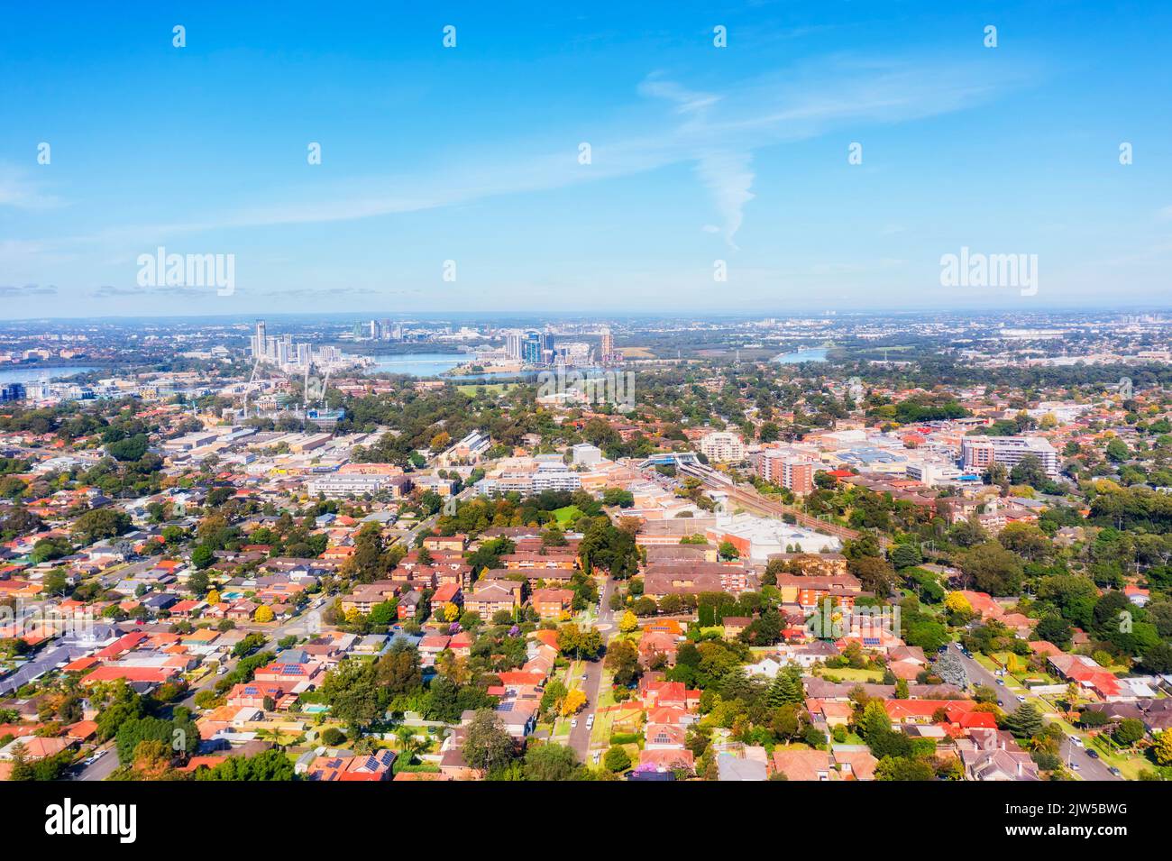 West Ryde Vorort am Ufer des Parramatta Flusses in Western Sydney - Luftbild Blick auf Rhodos. Stockfoto