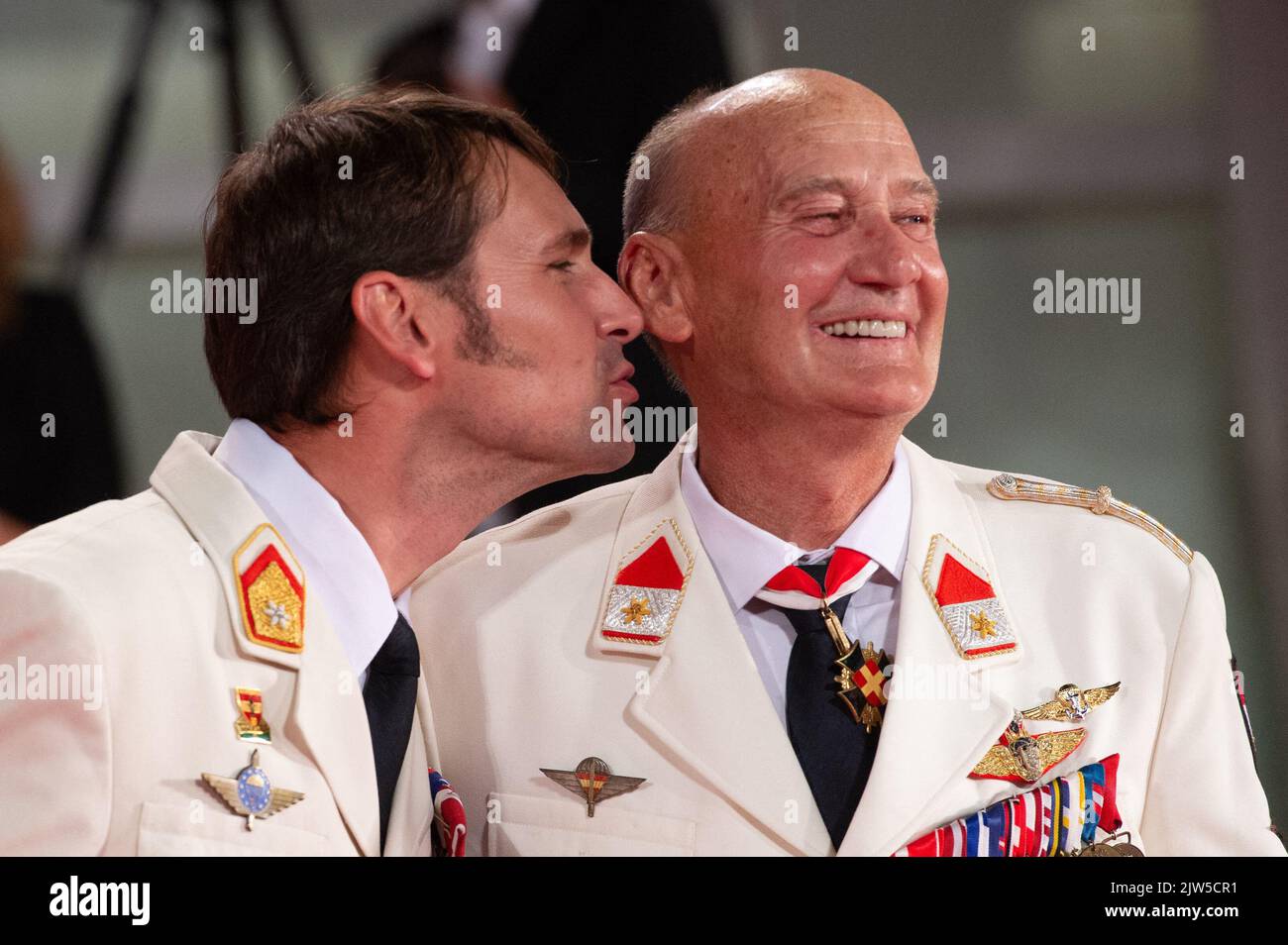 Mario Falak und Charles Eismayer bei der Master Gardner Premiere während der Internationalen Filmfestspiele Venedig 79. (Mostra) in Venedig, Italien am 03. September 2022. Foto von Aurore Marechal/ABACAPRESS.COM Stockfoto