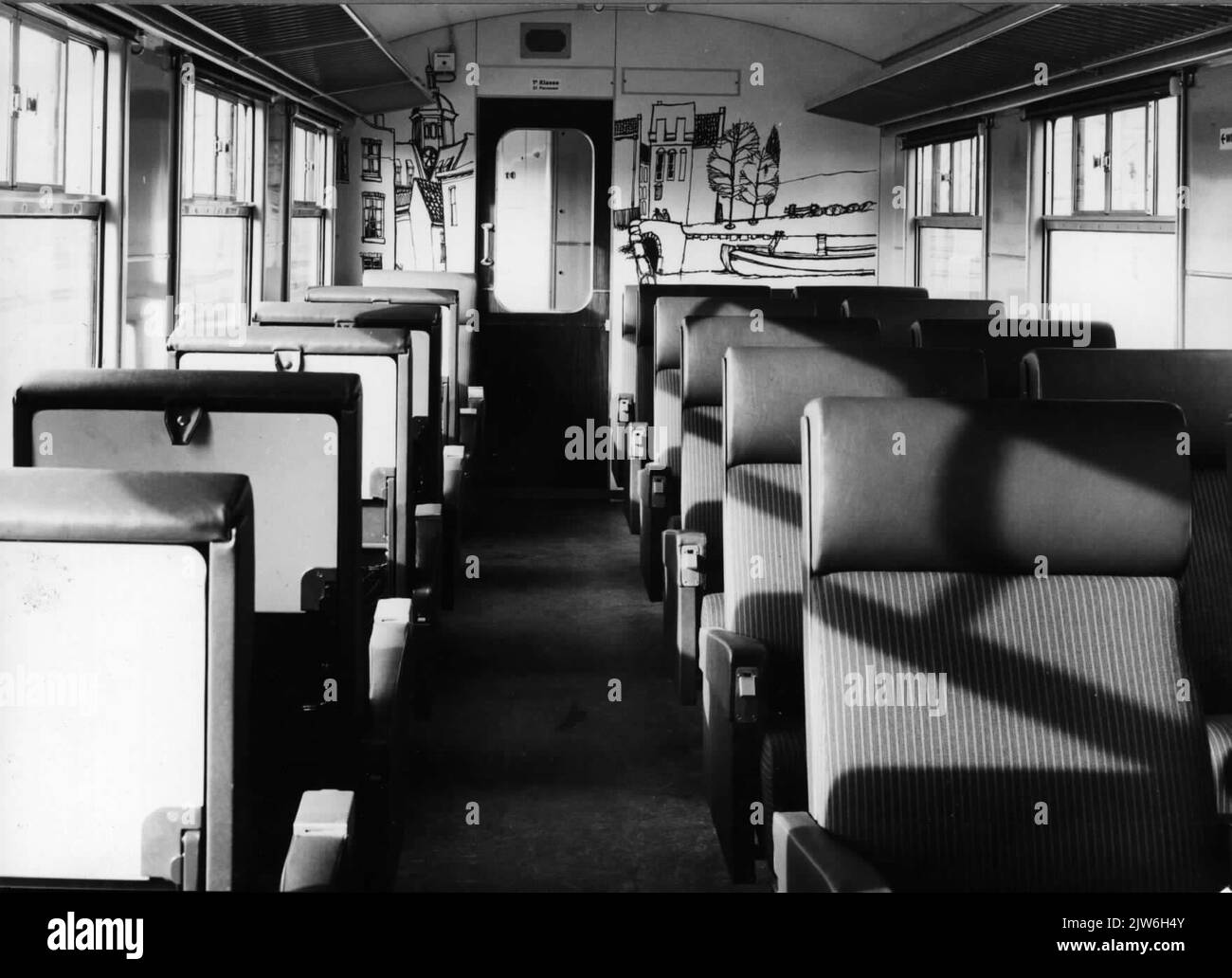 Innenraum des A-Wagens (Klasse 1.) des Elektrozuges Set-Nr. 790 (Mat. 1954, Plan P) der N.S. Stockfoto