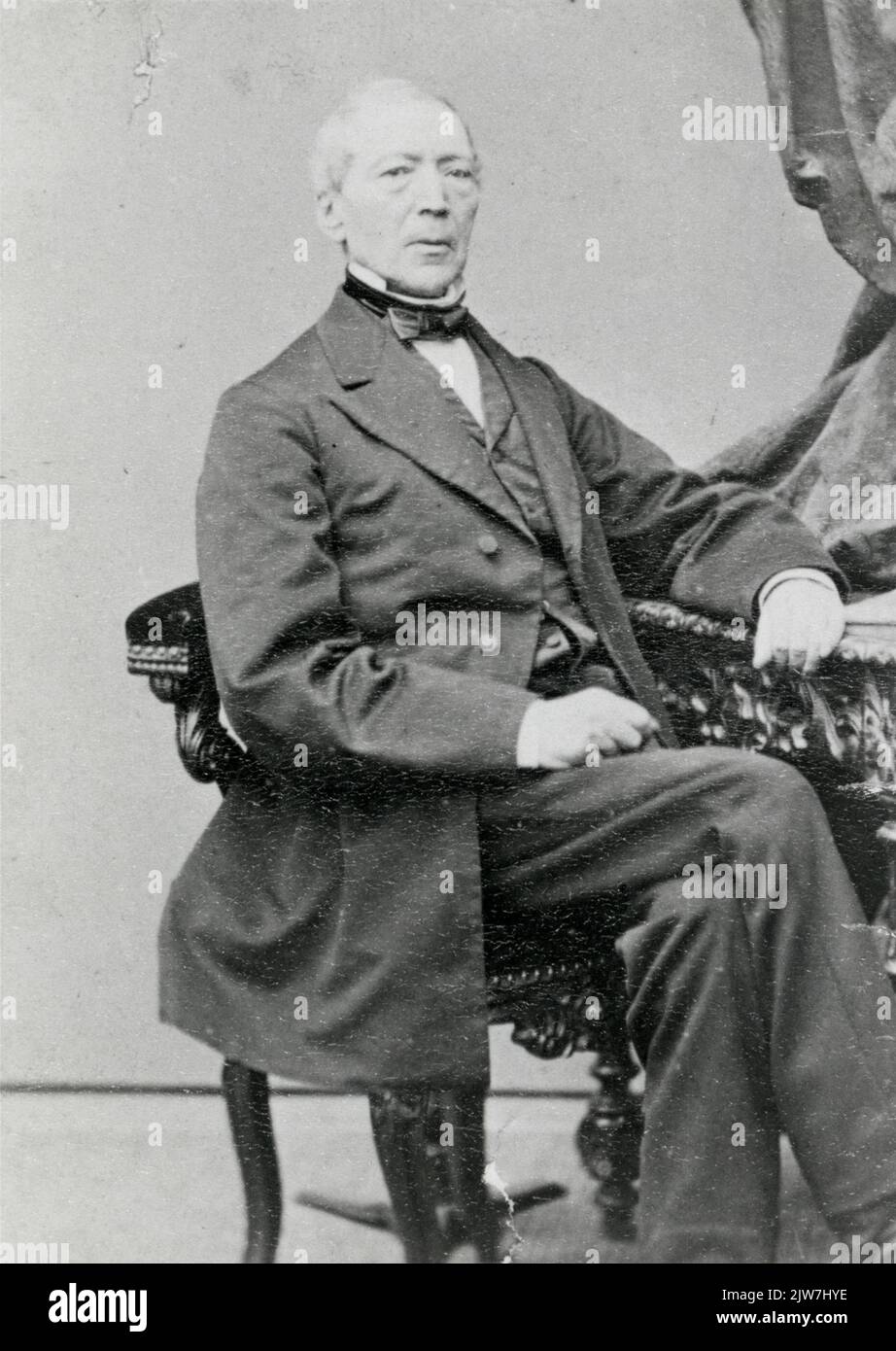 Porträt von Johannes Gabriel Eskens, geboren am 14. Oktober 1784 in Amsterdam, gestorben am 5. April 1868. Rechts an einem Tisch sitzend. Stockfoto