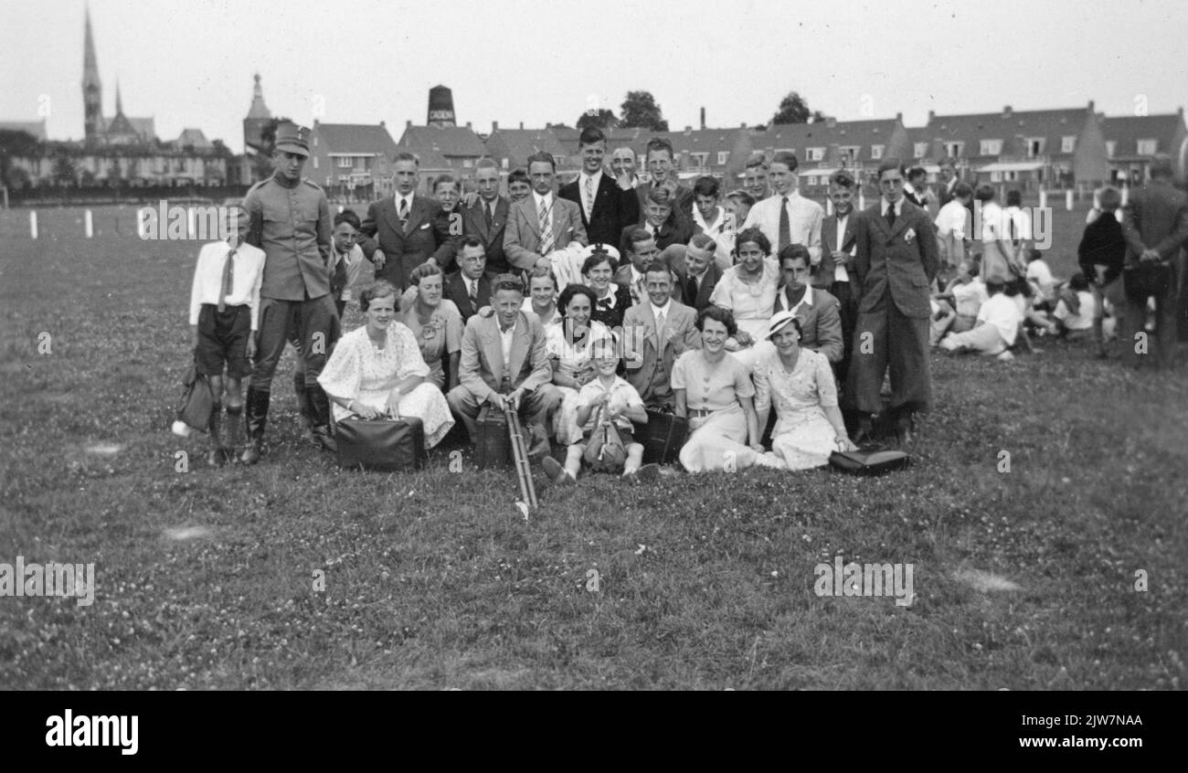 Bild eines Zweigkopfes mit Voordein van de N.S. Im „Right Safe“ stehen Sie bei Putten. Stockfoto