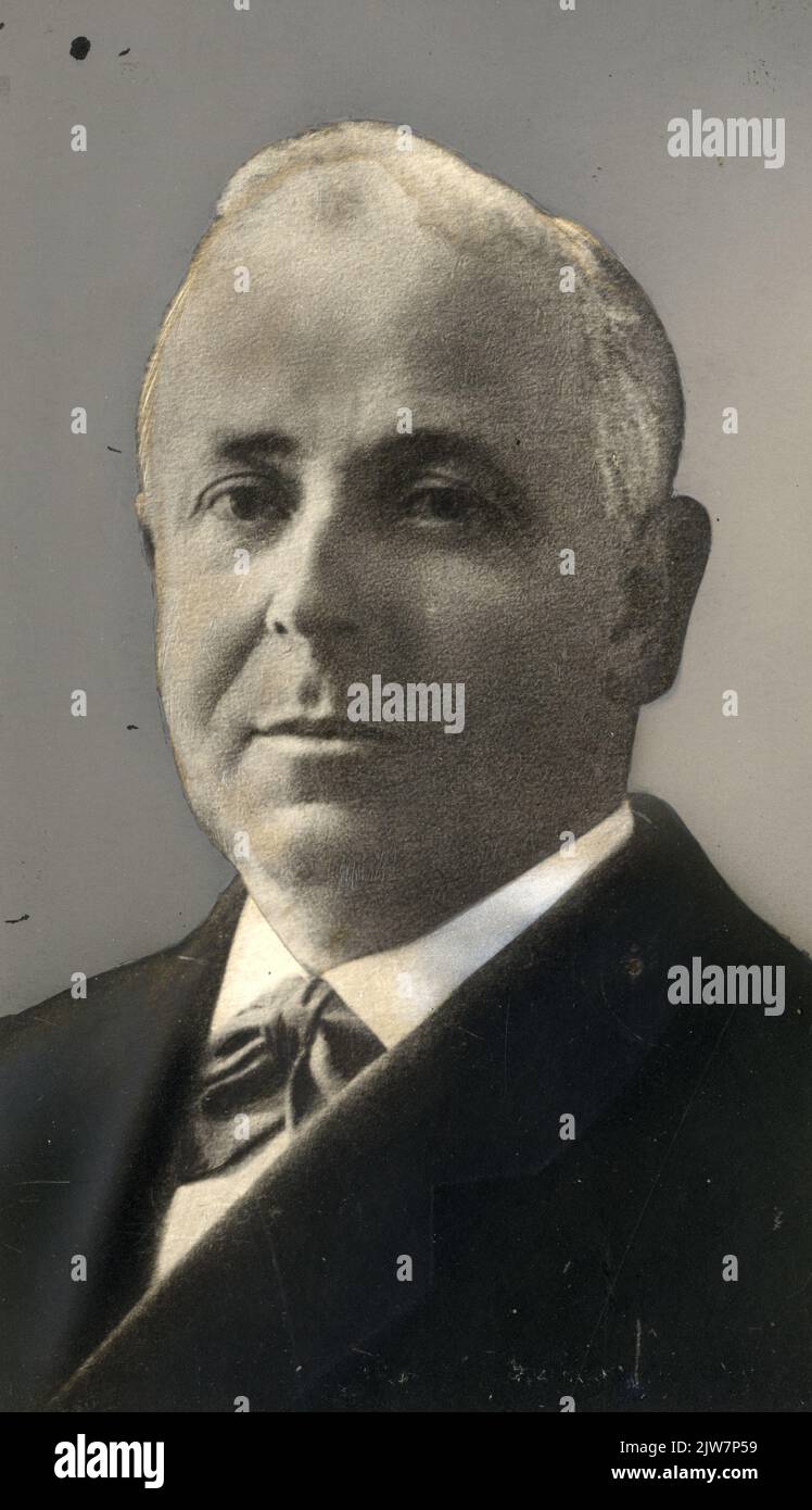 Porträt von Jan van Leeuwen, geboren am 5. Juni 1868, Mitglied des stadtrates in Utrecht (1911-1921), Ratsmitglied (1917-1921), Vorsitzender der Schule für die grafischen Fächer, starb am 13. Oktober 1922. Bustard von vorne. Stockfoto