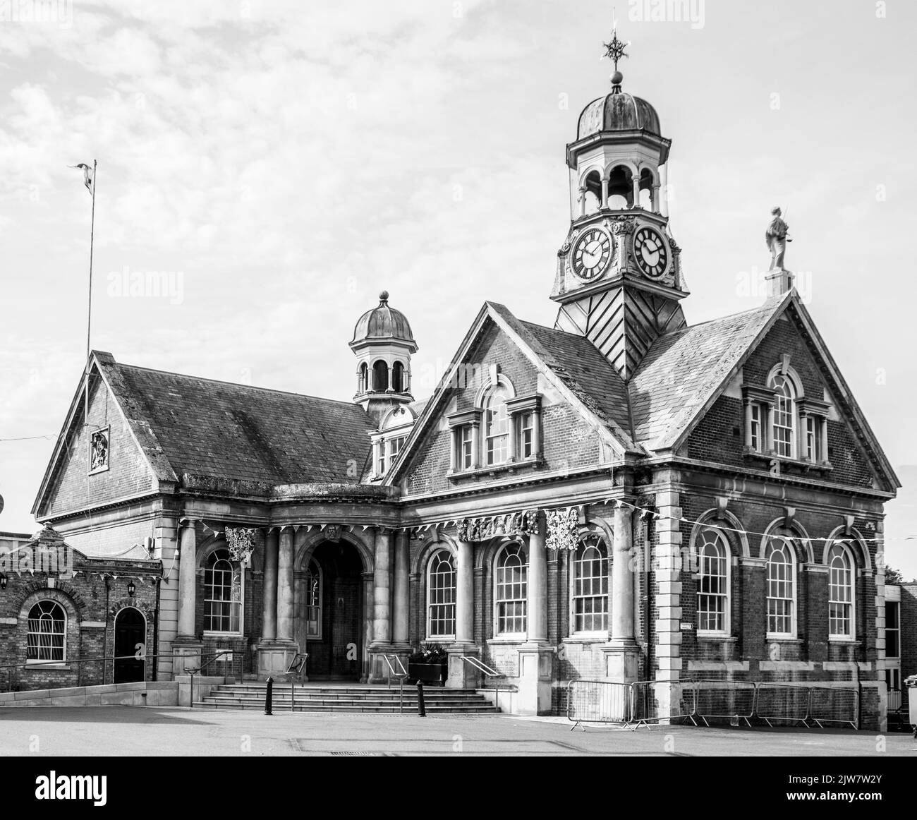 Carnegie Building, Thetford Market Square, Norfolk, Großbritannien Stockfoto