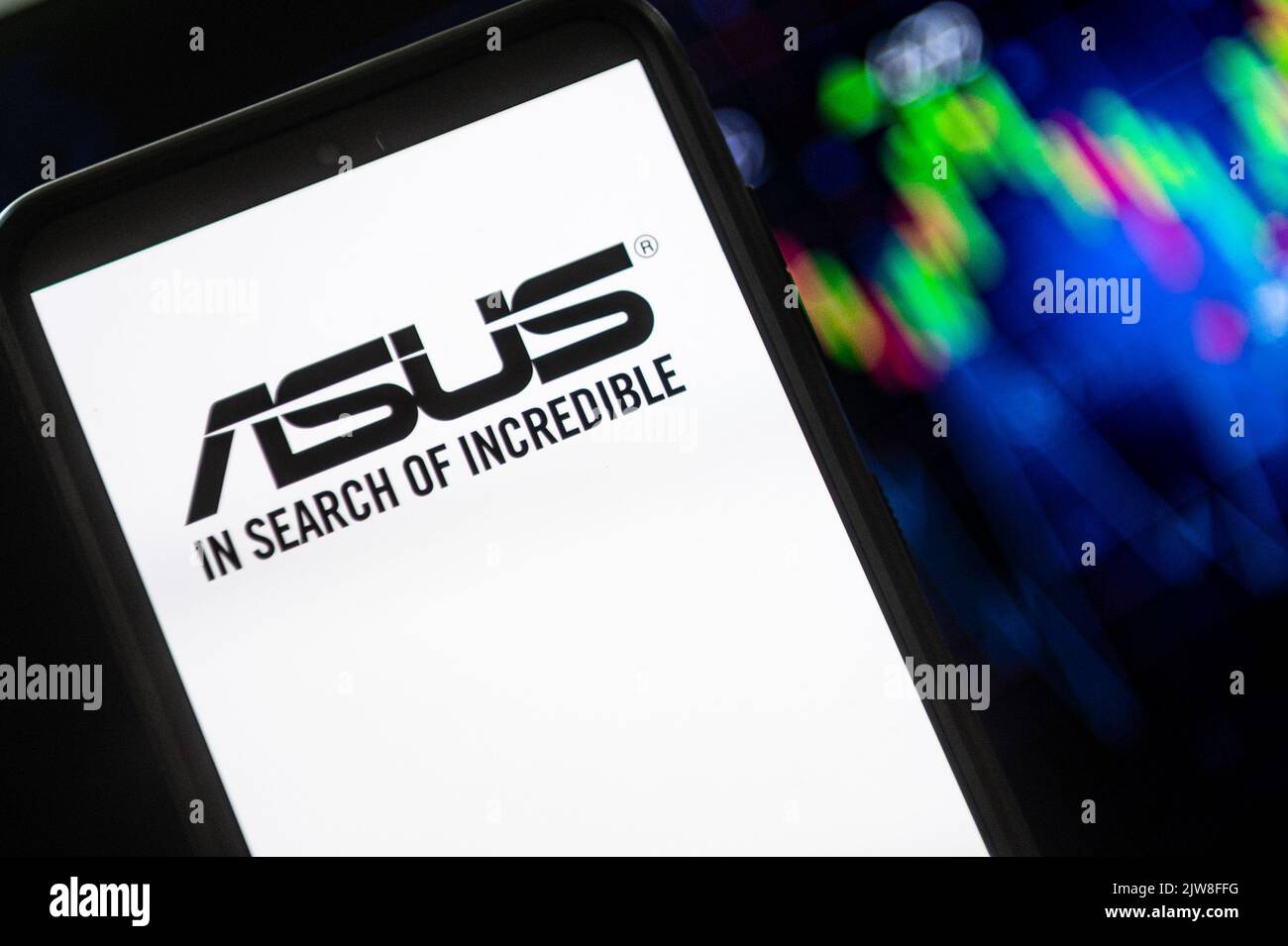 In dieser Abbildung wird ein Asus-Logo auf einem Smartphone angezeigt. (Foto von Mateusz Slodkowski / SOPA Images/Sipa USA) Stockfoto