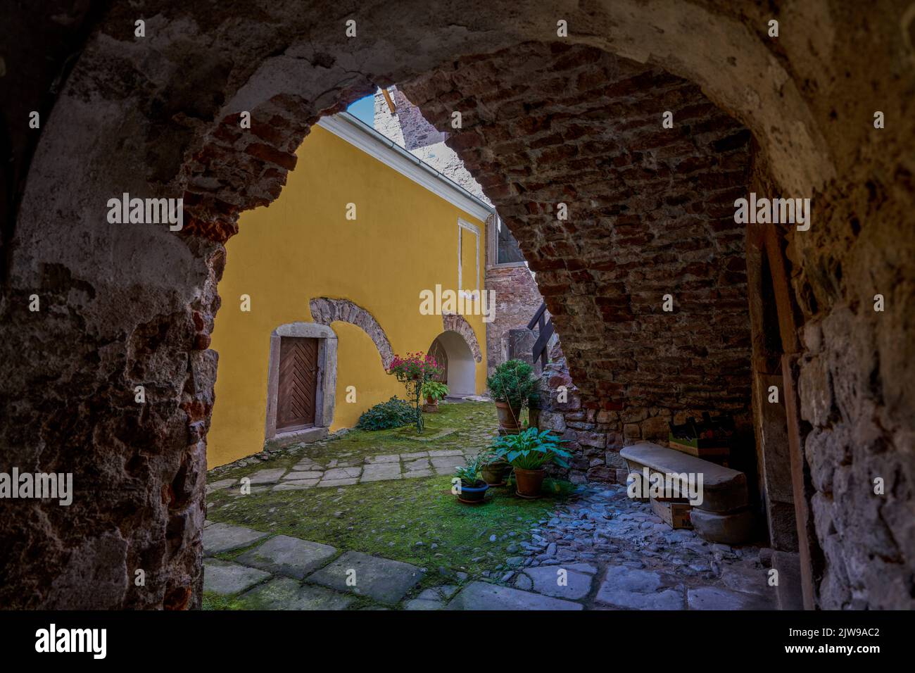 Kapitanowo Zamek Castle Gothic Scinawka Srednia Niederschlesien Polen Stockfoto