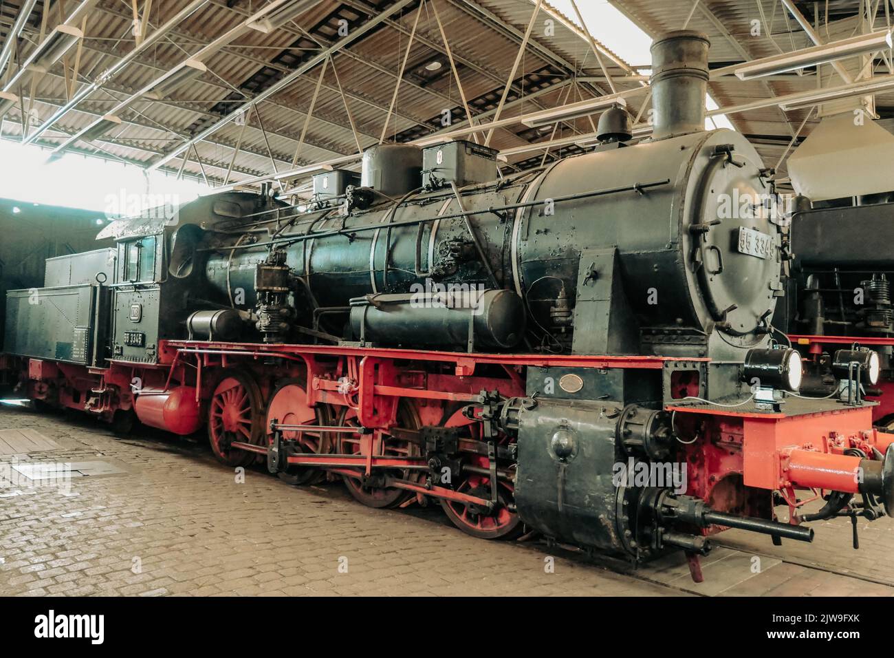 Historische Lokomotiven im bochumer Eisenbahnmuseum Deutsche Eisenbahngeschichte Stockfoto