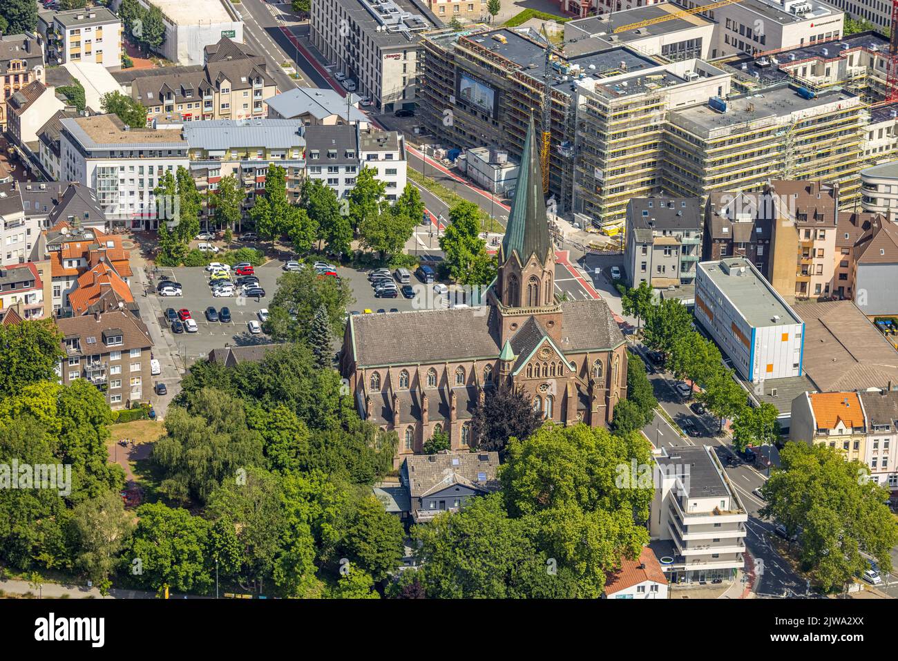 Luftaufnahme, katholische Stiftskirche St.Clara, Hörde, Dortmund, Ruhrgebiet, Nordrhein-Westfalen, Deutschland, Kultstätte, DE, Europa, Glaubenskommuni Stockfoto