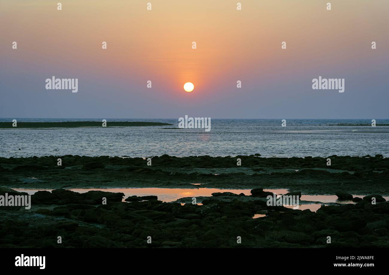 Sonnenuntergang Landschaftsfoto von St. Martin's Island in bangladesch . Stockfoto