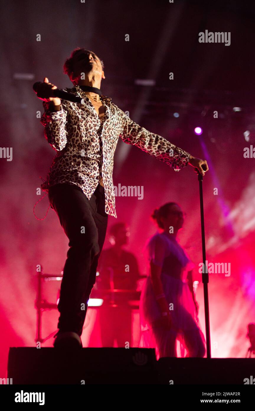 Die mexikanische Band Cafe Tacvba spielt live beim Vive Latino 2022 Music Festival in Zaragoza, Spanien Stockfoto