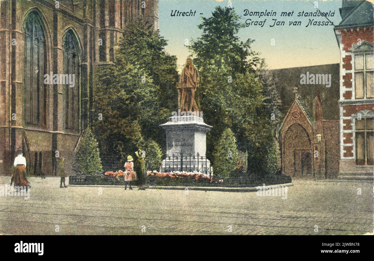 Utrecht. Domplein mit der Statue des Grafen Jan van Nassau. Stockfoto