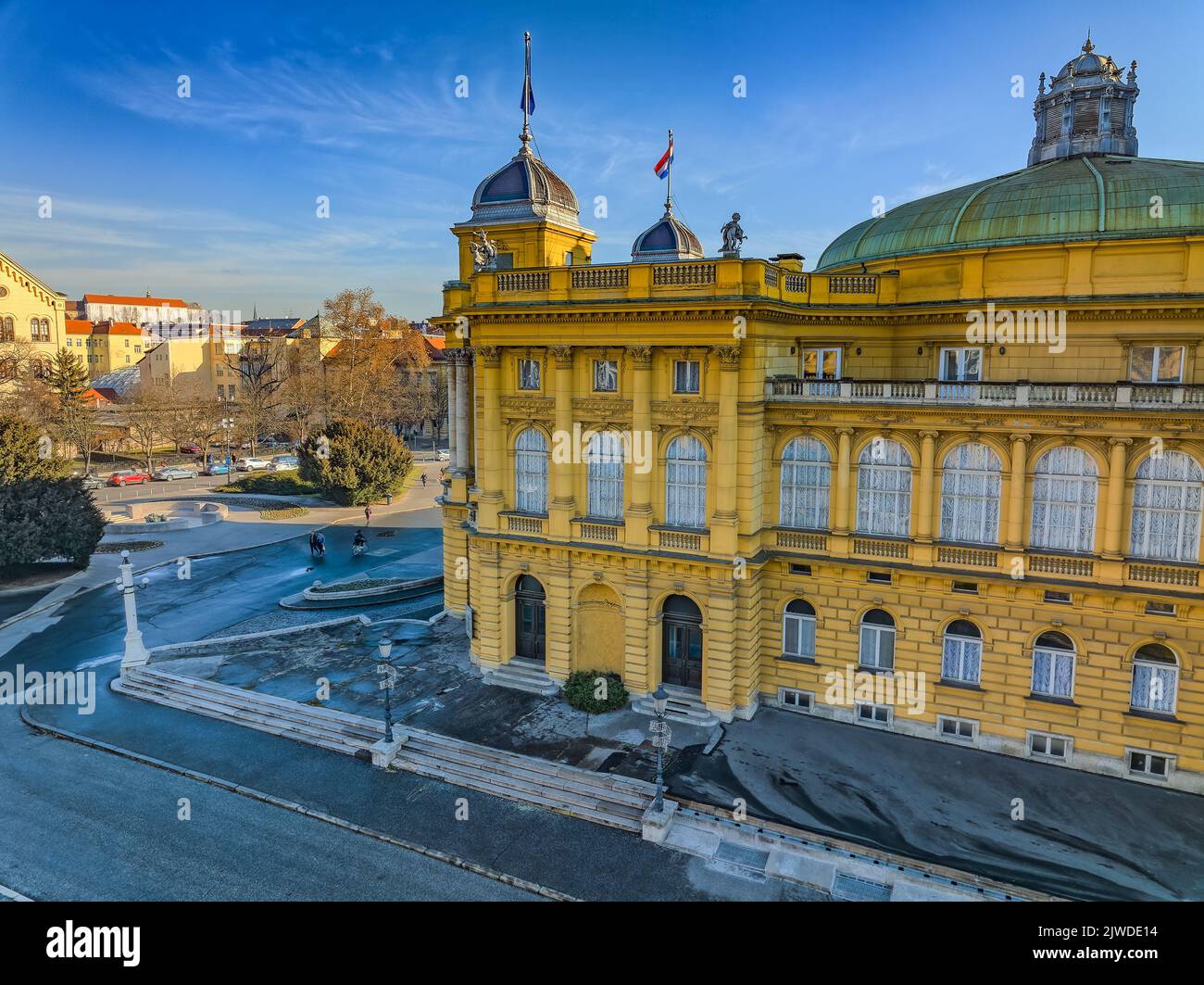 Panorama von Zagreb, Luftaufnahme des kroatischen Nationaltheaters Stockfoto