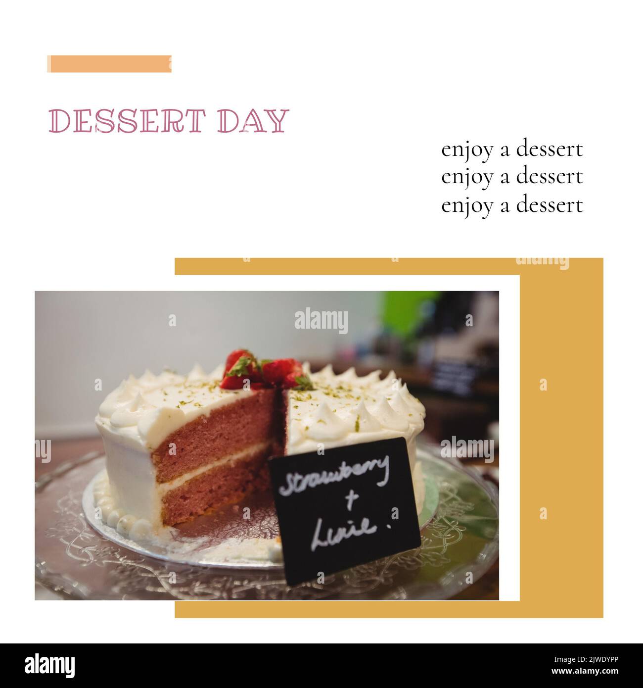 Zusammensetzung aus Desserttag mit einem Desserttext und verführerischen Kuchen mit Namensschild auf dem Tisch Stockfoto