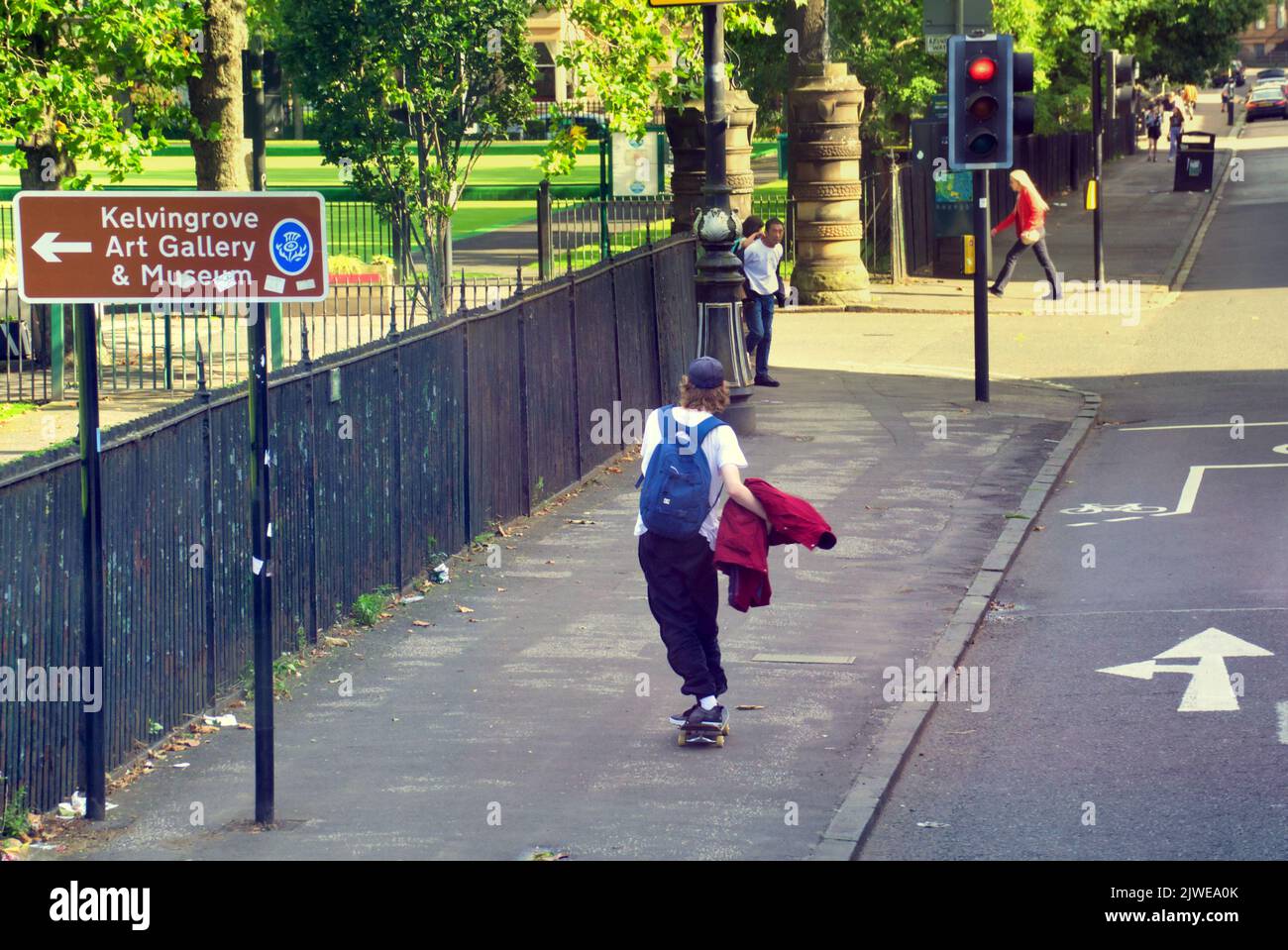 Glasgow, Schottland, Großbritannien 5.. September 2022. Wetter in Großbritannien: Sunny sah die Stadt wieder zu einem schutzumfreien Normalzustand zurück, als Dustcarts die Stadt durchkreuzte. Credit Gerard Ferry/Alamy Live News Stockfoto