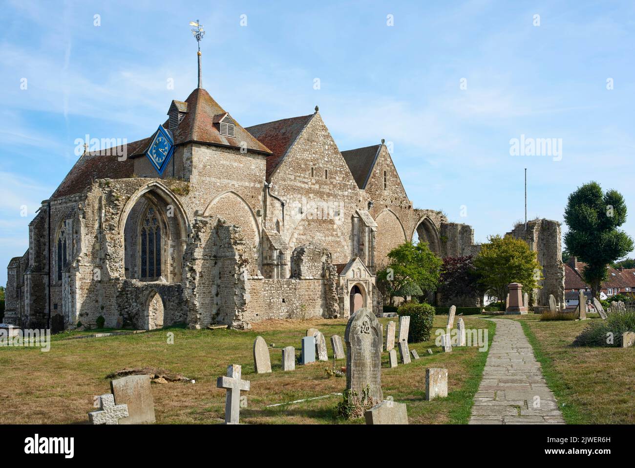 Die alte Kirche des Märtyrers Thomas im Zentrum von Winchelsea, East Sussex, Südostengland Stockfoto