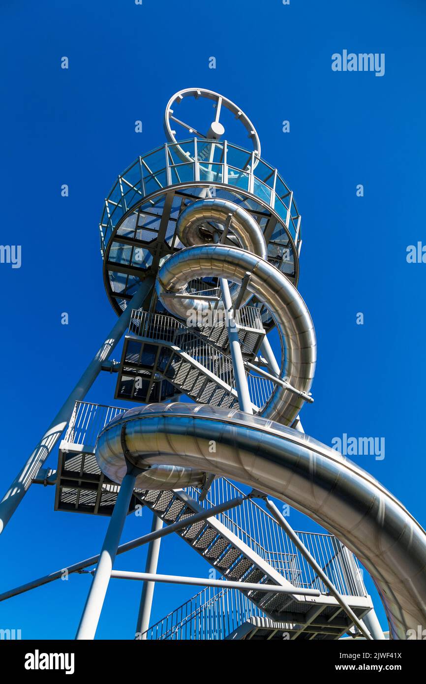 Vitra Slide Tower (2014) von Carsten Höller im Vitra Design Museum, Basel, Schweiz Stockfoto
