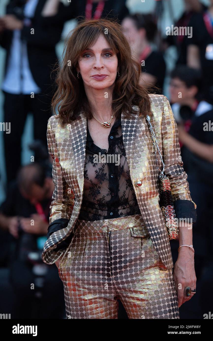 Anne Parillaud bei der Don't Worry Darling Premiere während der Internationalen Filmfestspiele Venedig 79. (Mostra) in Venedig, Italien am 05. September 2022. Foto von Aurore Marechal/ABACAPRESS.COM Stockfoto