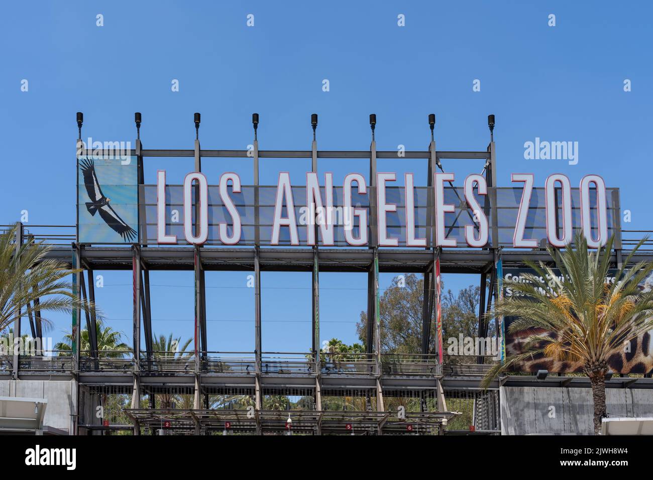 Los Angeles, Ca, USA - 6. Juli 2022: Nahaufnahme des Schildes Los Angeles Zoo ist zu sehen. Stockfoto