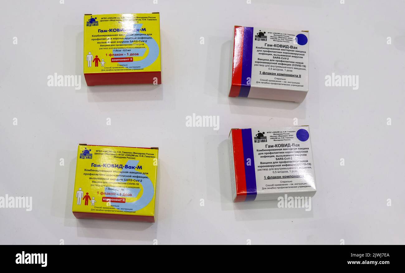 19. Dezember 2021, Sotschi, Russland, Ein Paket mit einer Dosis des Coronavirus-Impfstoffs Sputnik V COVID-19 (Gam-COVID-Vac). Stockfoto