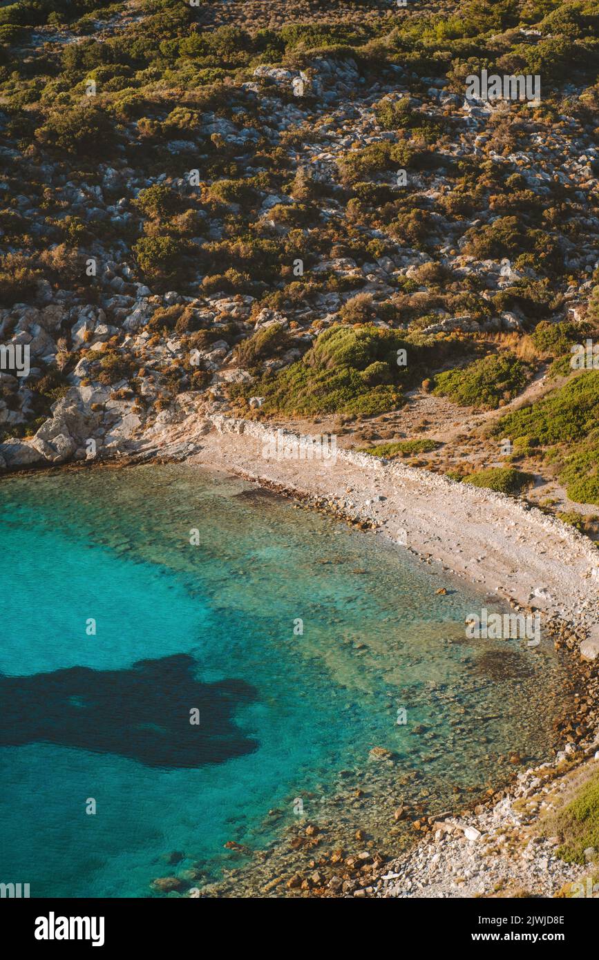 Strand Luftbild Ägäisches Meer türkisfarbenes Wasser Landschaft in der Türkei Reiseziele Resort schöne Naturbucht Stockfoto
