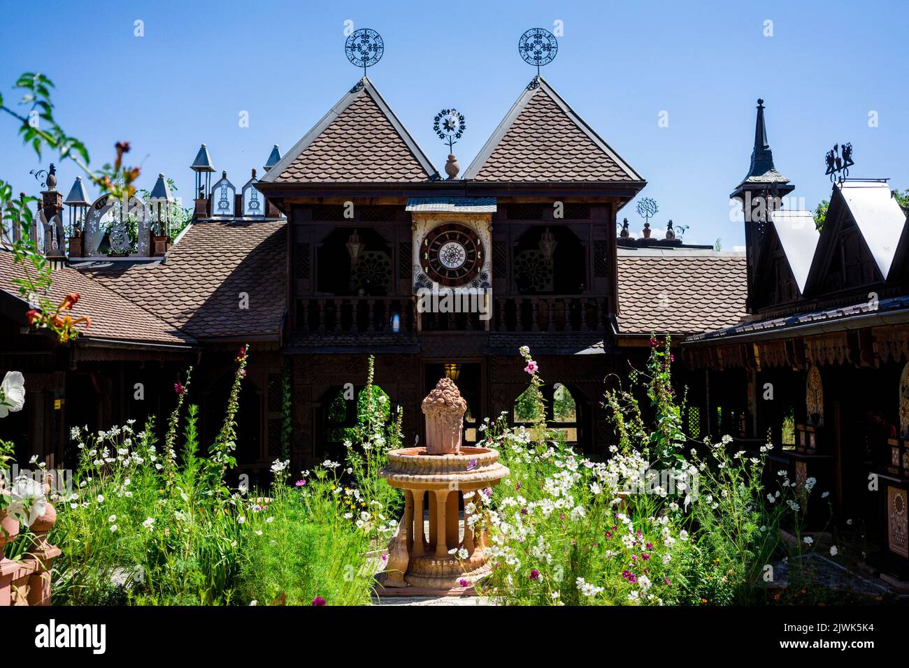 'Les Jardins Secrets' ist ein privater phantastischer Garten, der in der Region Haute Savoie/Frankreich besichtigt werden kann Stockfoto