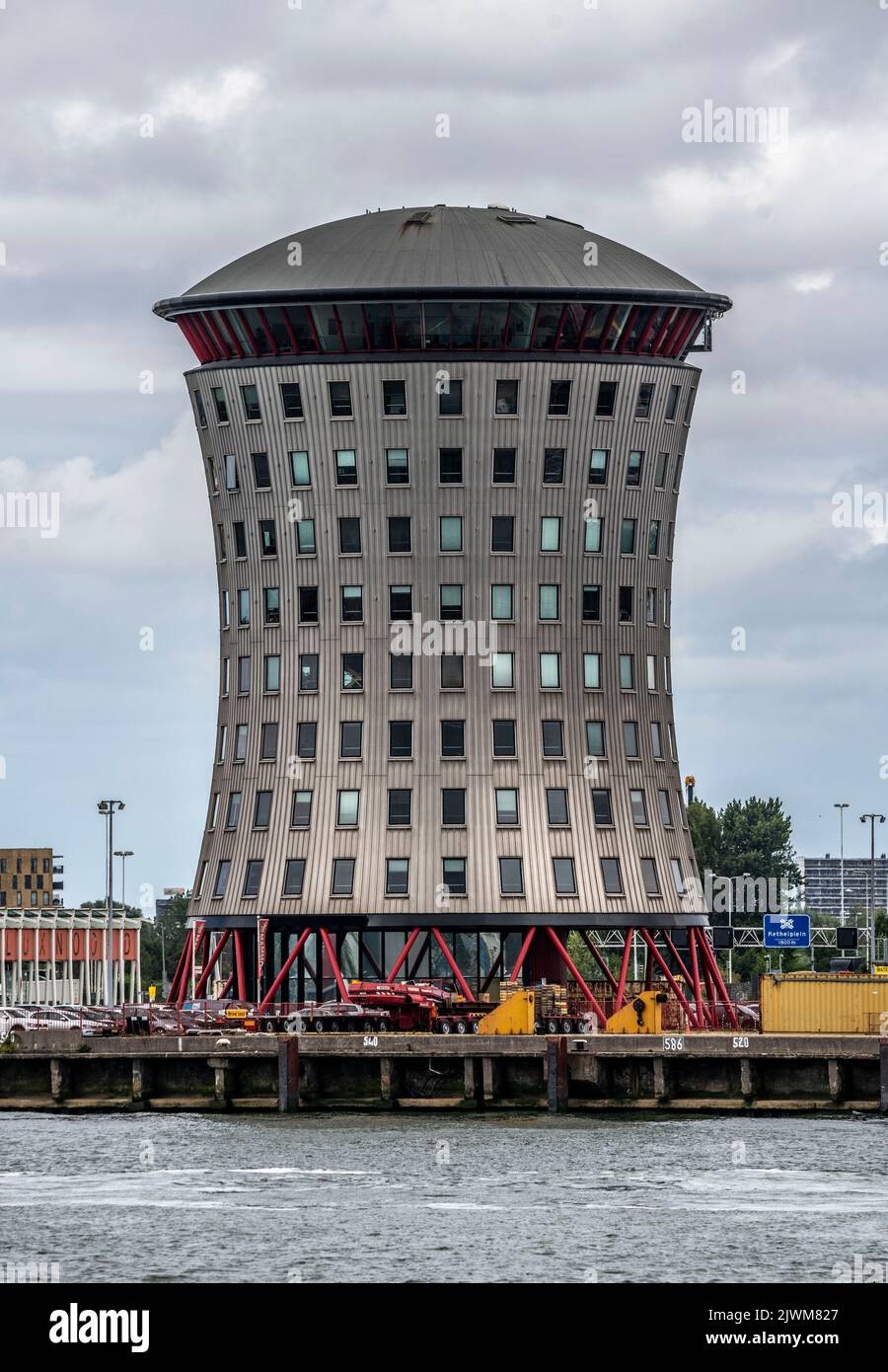 Verwaltungsgebäude vom Schwerlastkran Experten Mammoet Nederland B.V in Schiedam, an der Maas, Niederlande Stockfoto