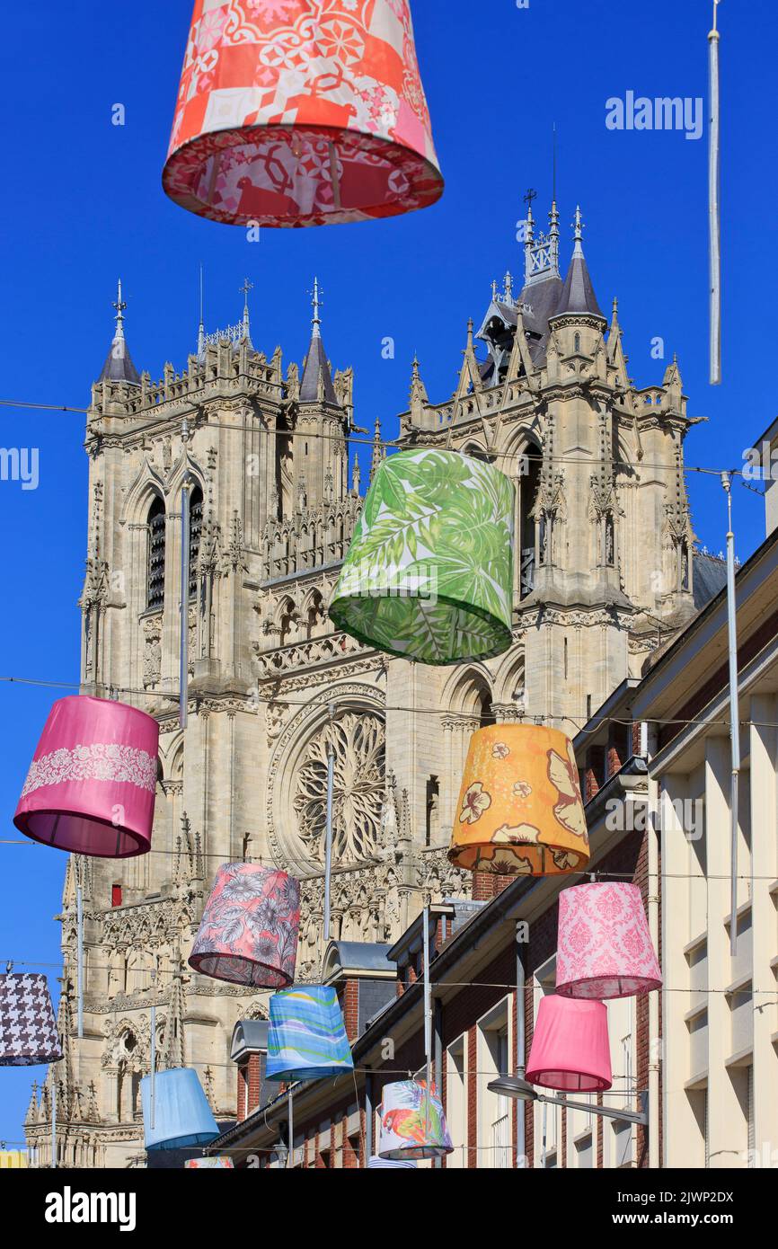 Die gotische Kathedrale Basilika unserer Lieben Frau von Amiens (erbaut zwischen 1220-1270), ein UNESCO-Weltkulturerbe, in Amiens (Somme), Frankreich Stockfoto