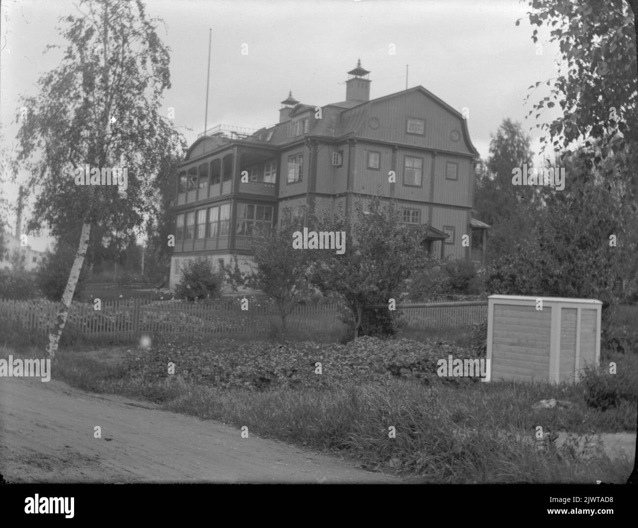 Großes Wohngebäude. Stort Bostadshus. Stockfoto