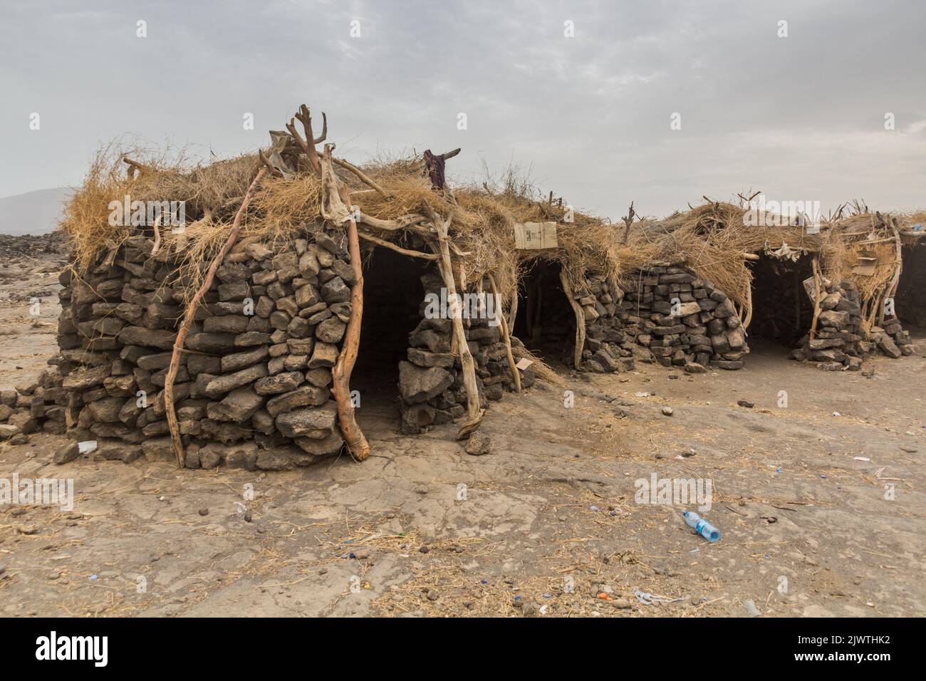 Dodom Dorf unter Erta Ale Vulkan in Afar Depression, Äthiopien Stockfoto