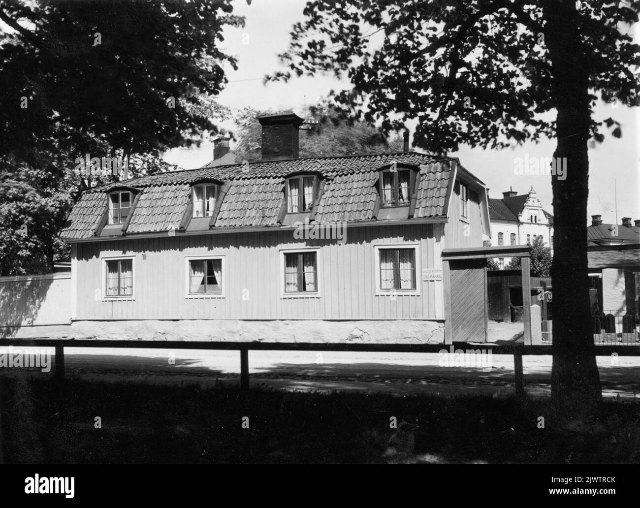 Anckarströmska Farm, westliche Straße. War 1955. Anckarströmska gården, Västra Vägen.revs 1955. Stockfoto