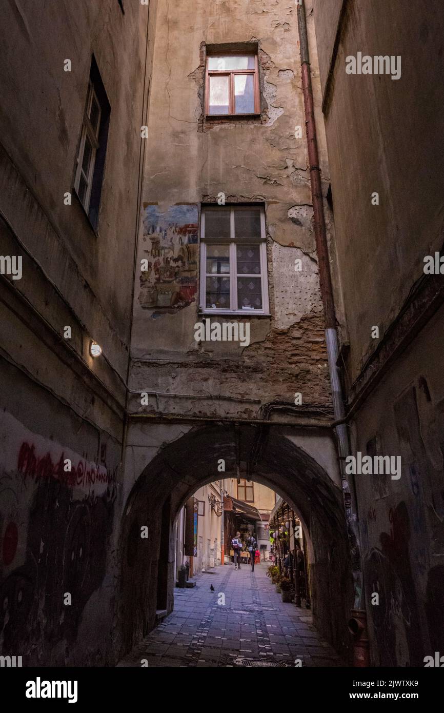 Schmale Gasse Lviv, Ukraine Stockfoto