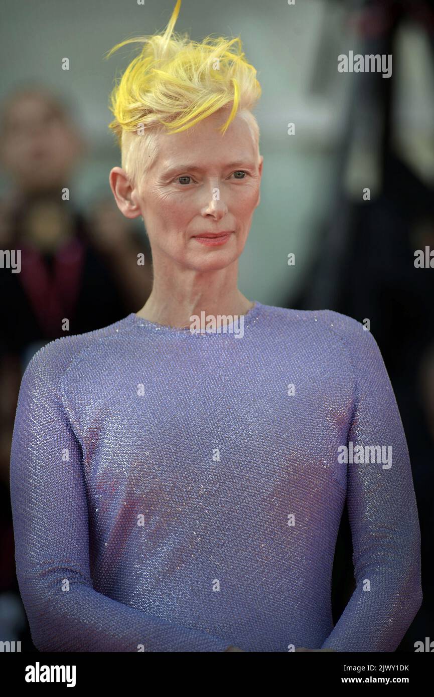 Venedig, Italien. 06. September 2022. Tilda Swinton nimmt am 06. September 79. 2022 in Venedig, Italien, an dem roten Teppich der „Ewigen Tochter“ Teil. Kredit: UPI/Alamy Live Nachrichten Stockfoto