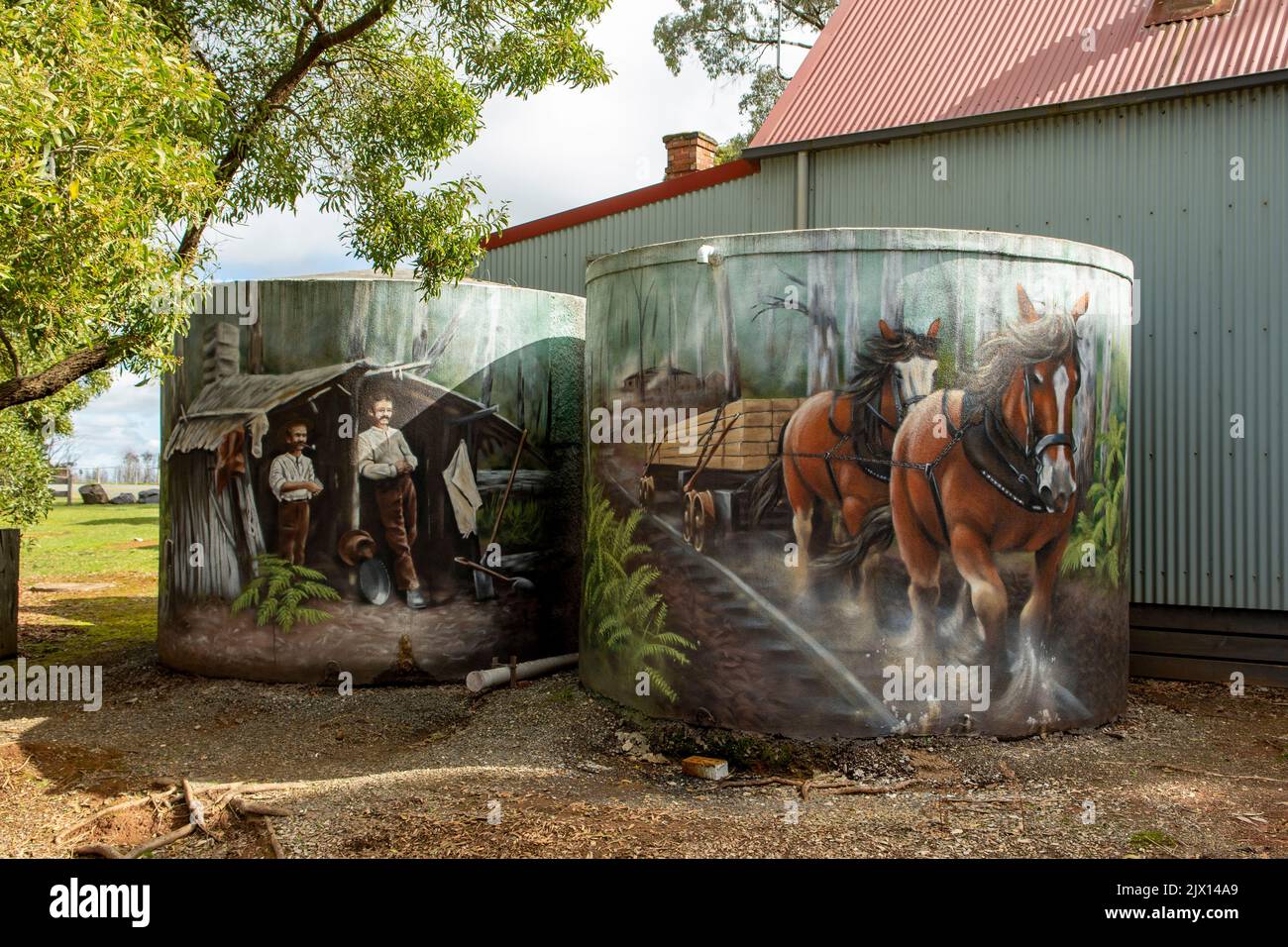 Rural History Water Tank Art, Kinglake West, Victoria, Australien Stockfoto