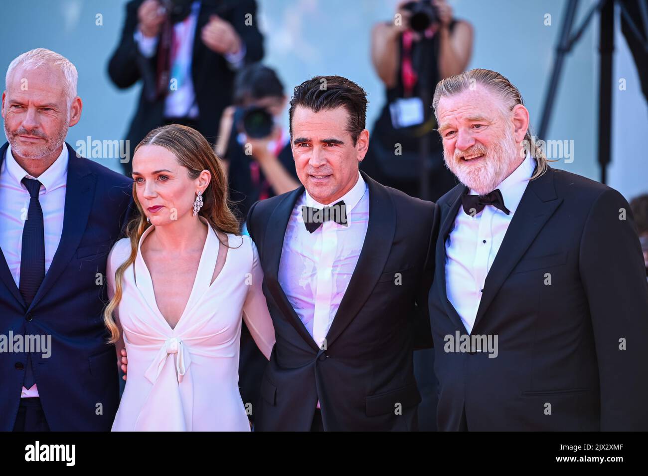 Regisseur Martin McDonagh, Kerry Condon, Colin Farrell und Brendan Gleeson nehmen am roten Teppich „The Banshees of Inisherin“ des Venice Internation 79. Teil Stockfoto