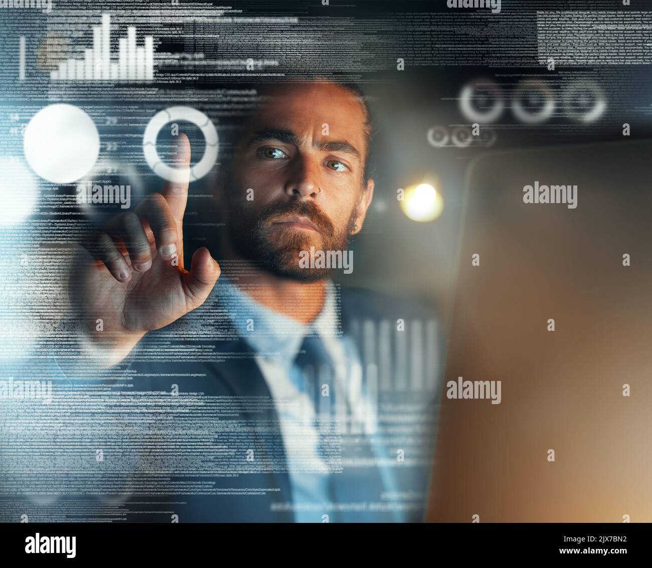 Big Data, digitale Zukunft und Krypto-Metaverse von Fintech-Business-Mann, Entwickler und nft Blockchain-Händler Cloud Computing in der Nacht. Digital Stockfoto