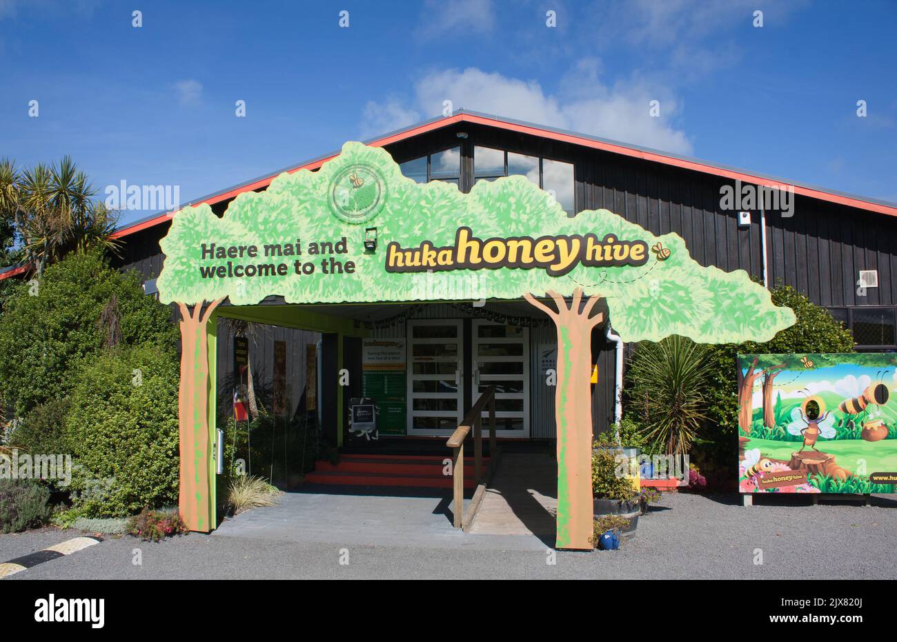 Wairakei, Neuseeland - April 19. 2018: Huka Honey Hive. Stockfoto