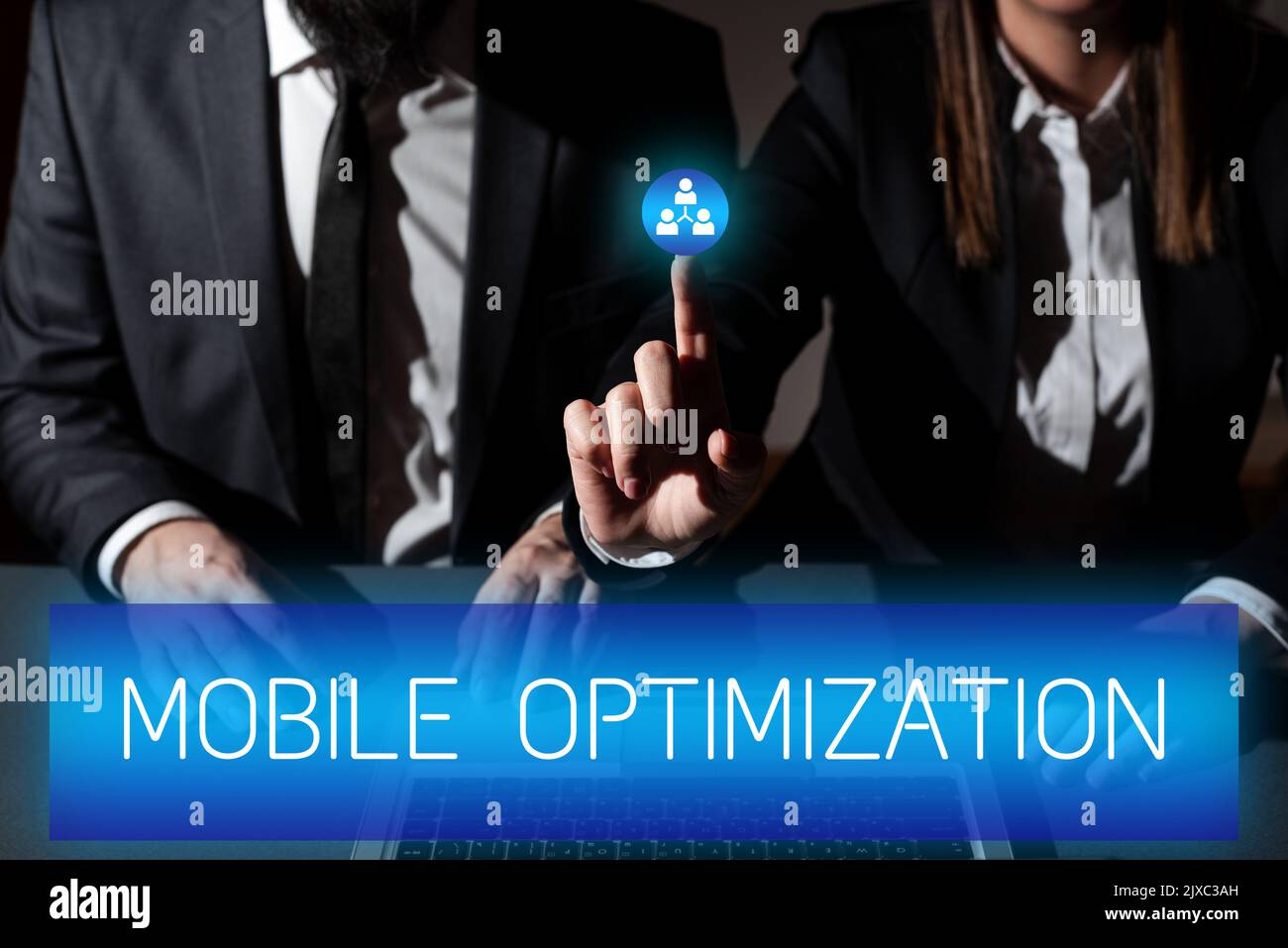 Schild mit der Anzeige Mobile Optimization. Business-Schaufenster Site-Inhalte, die für Handheld- oder Tablet-Geräte neu formatiert wurden Stockfoto