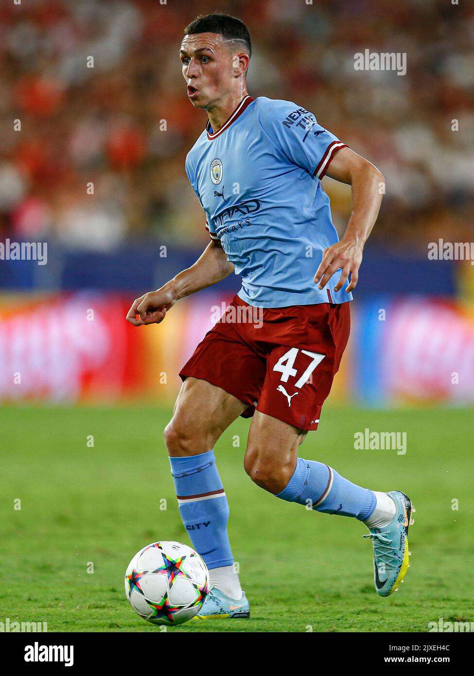 Phil Foden von Manchester City während des UEFA Champions League Group G-Spiels zwischen dem FC Sevilla und Manchester City spielte am 6. September 2022 im Sanchez Pizjuan Stadum in Sevilla, Spanien. (Foto von Antonio Pozo / PRESSIN) Stockfoto