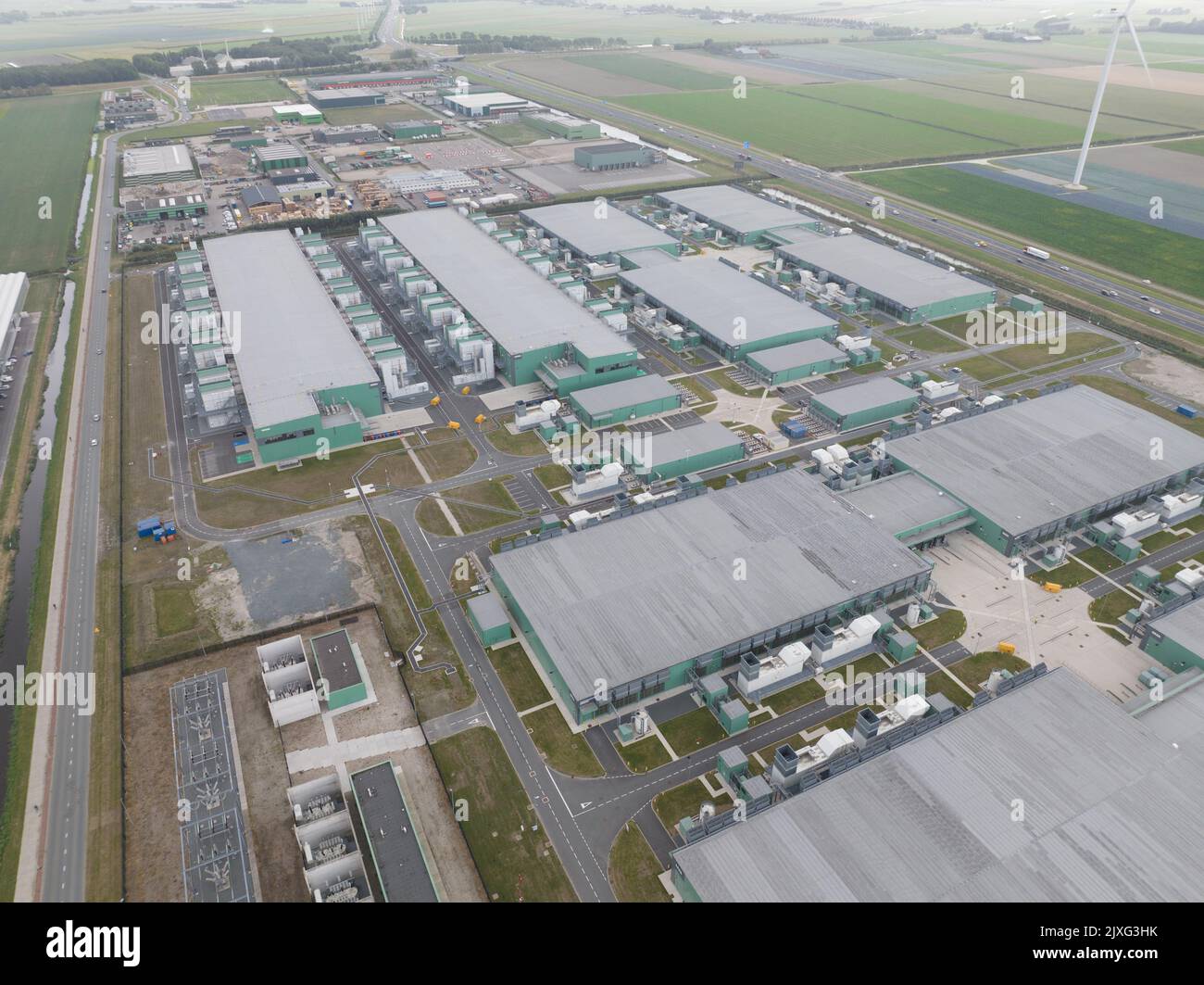 Middenmeer , 29.. August 2022, Niederlande. Rechenzentrum von Microsoft AMS06 in Hollands Kroon. IT-Ausstattung Stockfoto